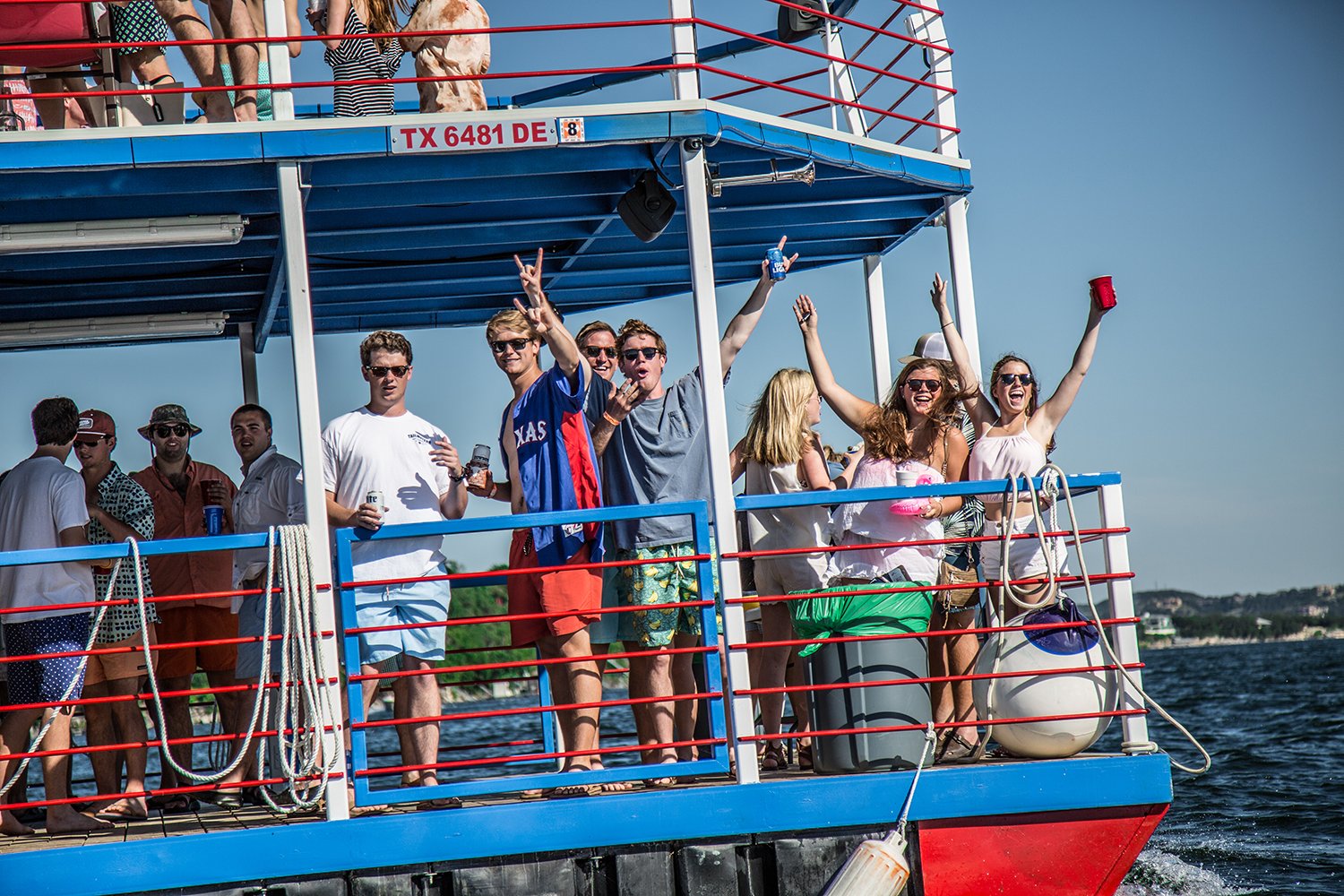 VIP Lake Travis party barge